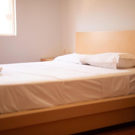 Apartament Egzoni City Center Apartment Берат Екстериор снимка